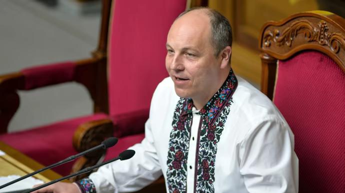 Андрій Парубій: детальна біографія українського політика та голови Верховної Ради